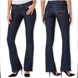 Denizen from Levi's Modern Bootcut Size 14 Mid-Rise